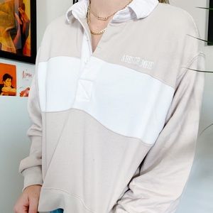 ABERCROMBIE AND FITCH OVERSIZED CROPPED SWEATSHIRT